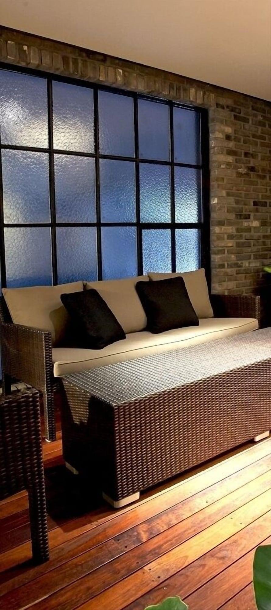 Js The Classic Hotel Osan المظهر الخارجي الصورة