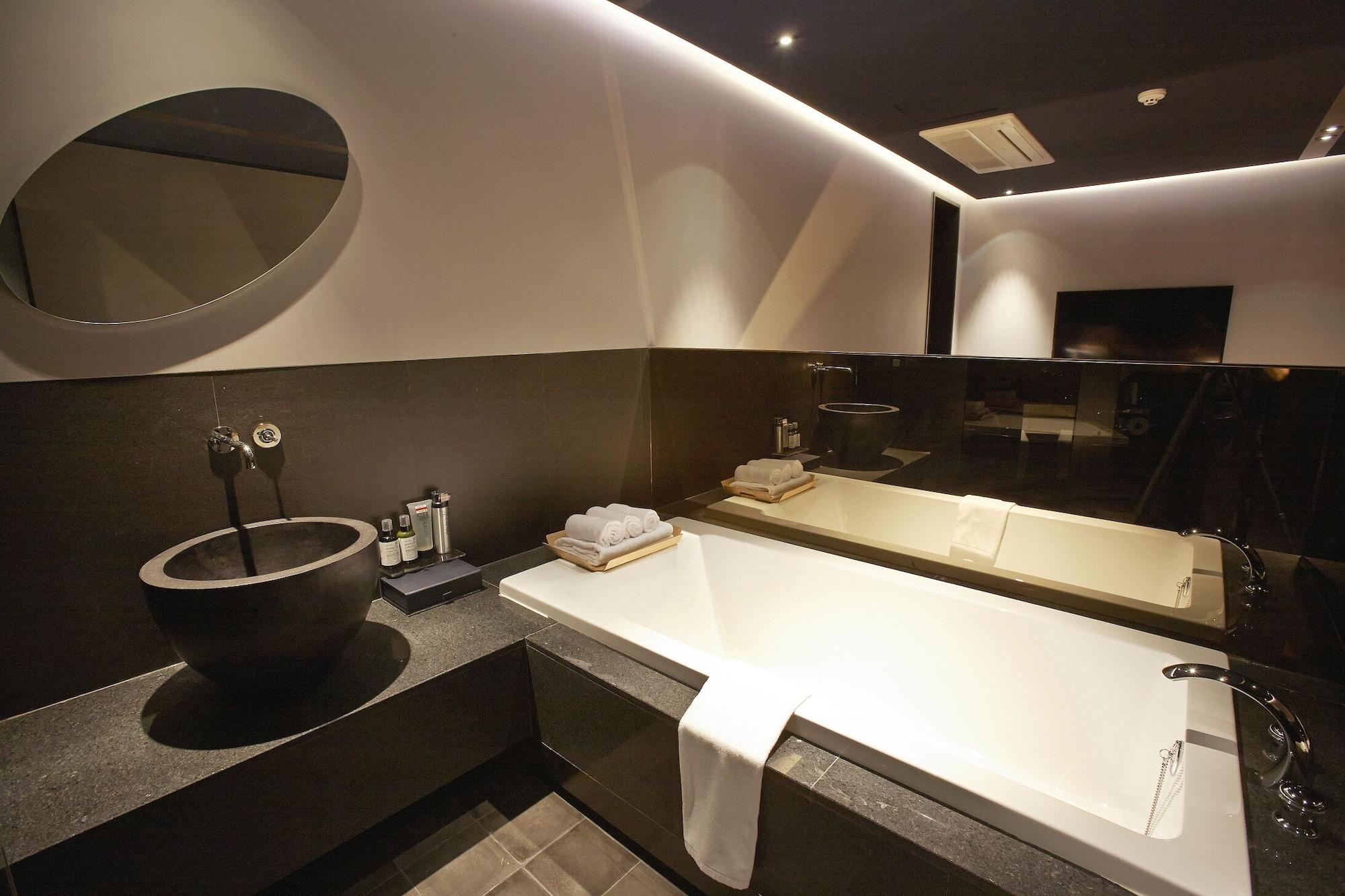 Js The Classic Hotel Osan المظهر الخارجي الصورة