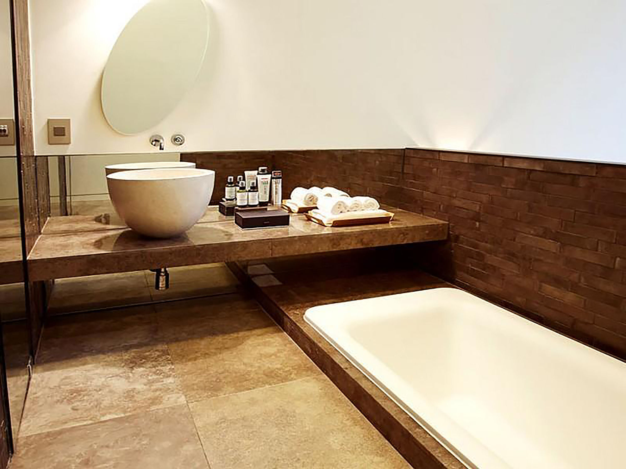 Js The Classic Hotel Osan المظهر الخارجي الصورة